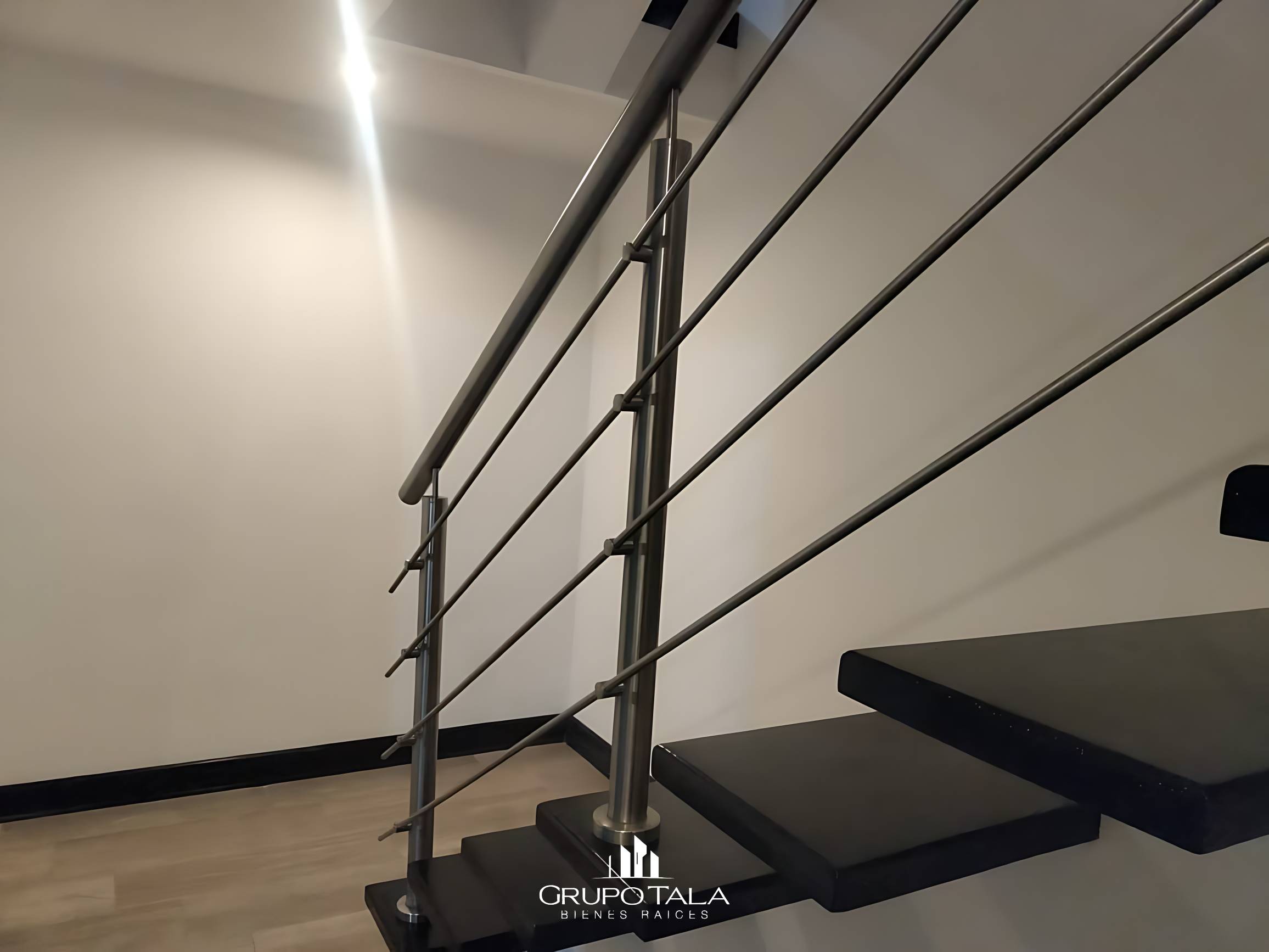 Casa en venta en Zona 7 de Mixco, Residencial Cantoria - Miniatura 9