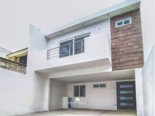 Casa en venta en San Cristobal Mixco