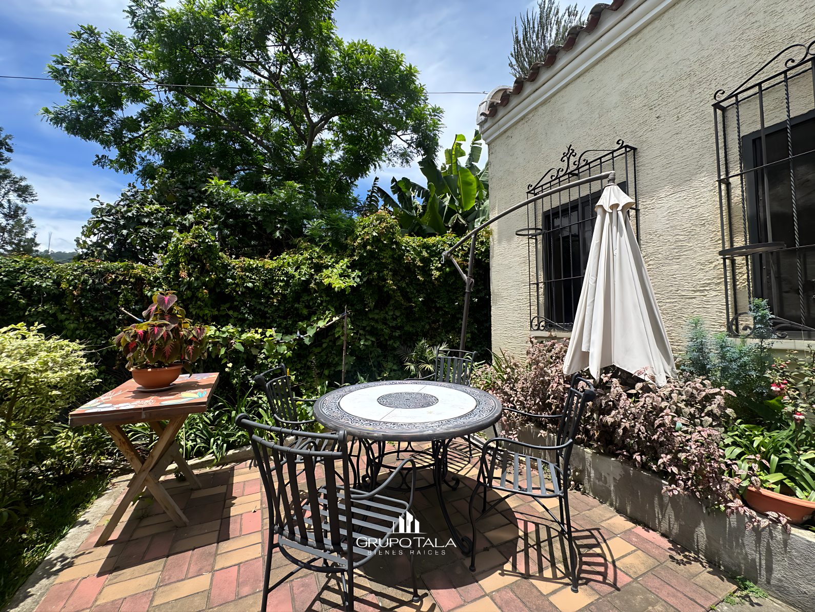 Casa en venta en San Juan del Obispo, Antigua Guatemala - Image 3