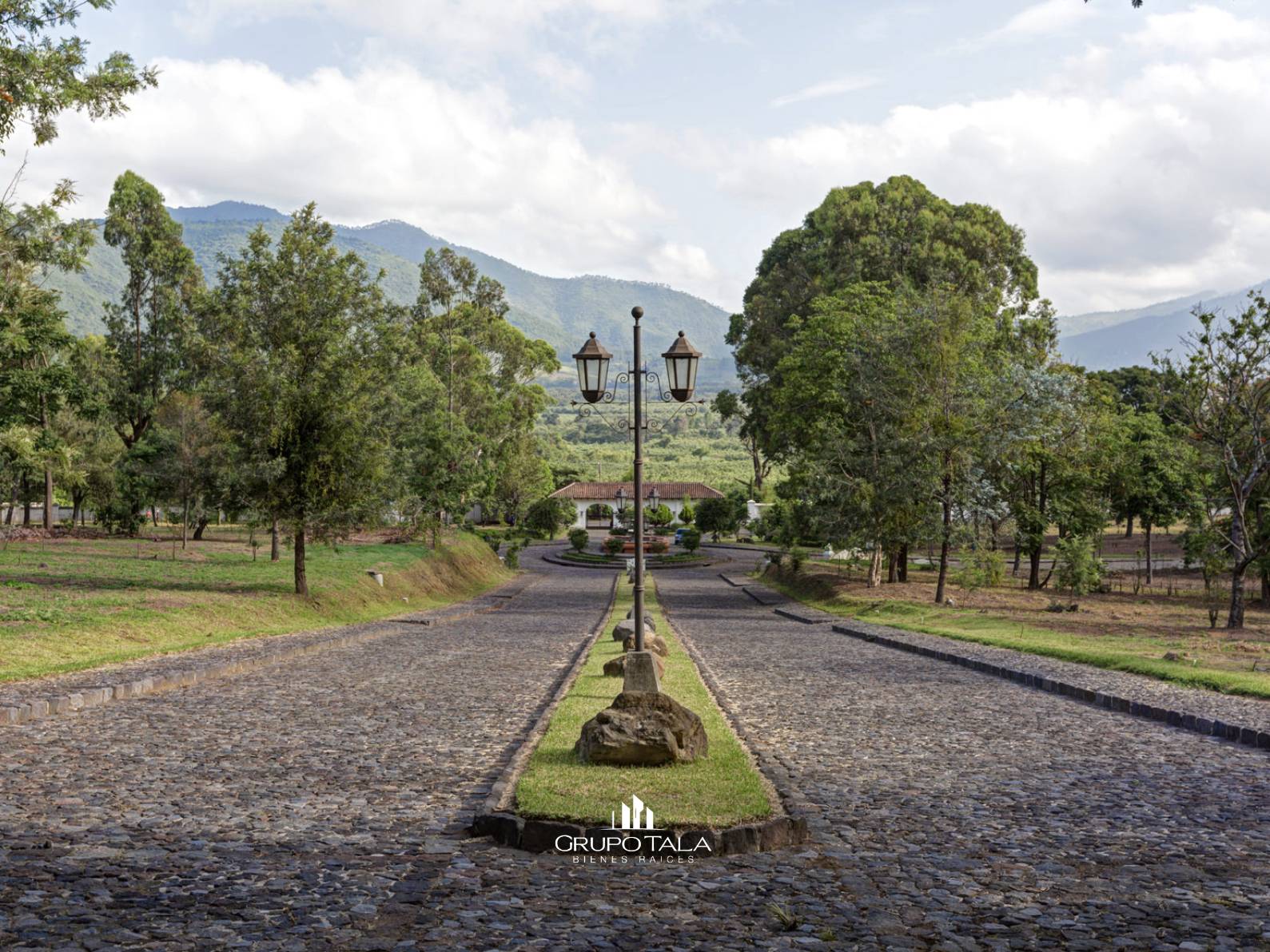 Proyecto de Casas en Venta en Antigua Guatemala, Santa Delfina - Image 1