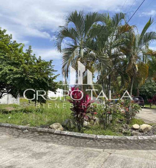 Terreno en venta en Condominio Colinas de Mauricio 