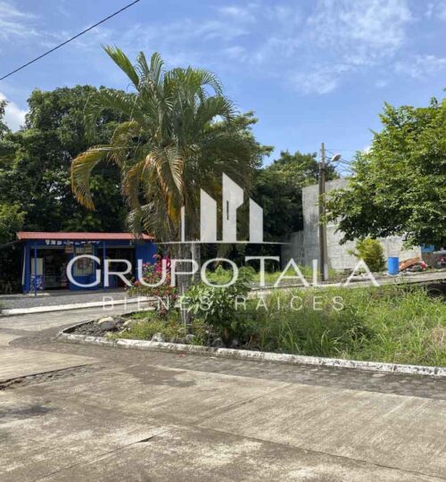 Terreno en venta en Condominio Colinas de Mauricio 