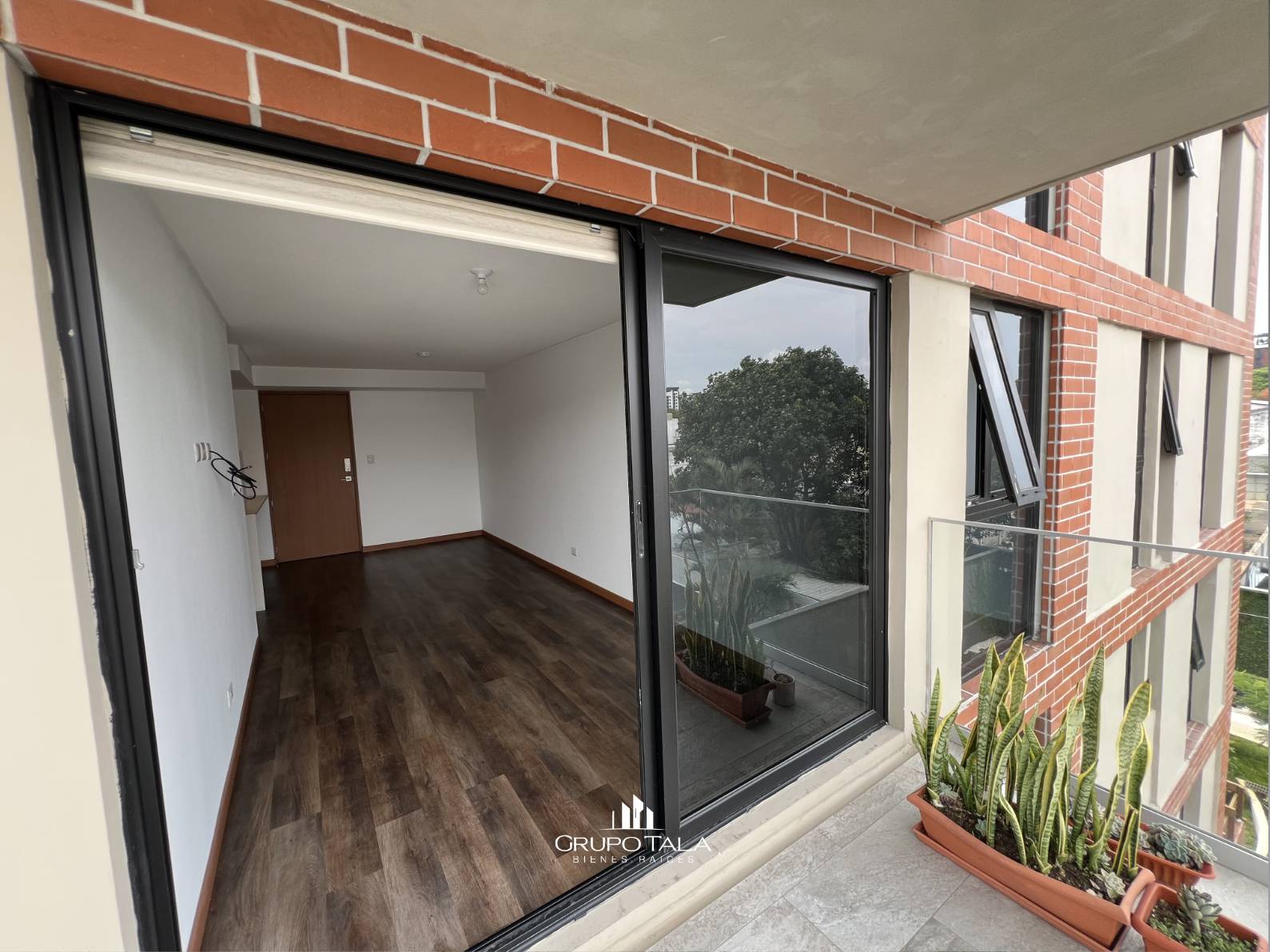 Apartamento en venta en zona 11, Edificio Vidalta - Miniatura 13