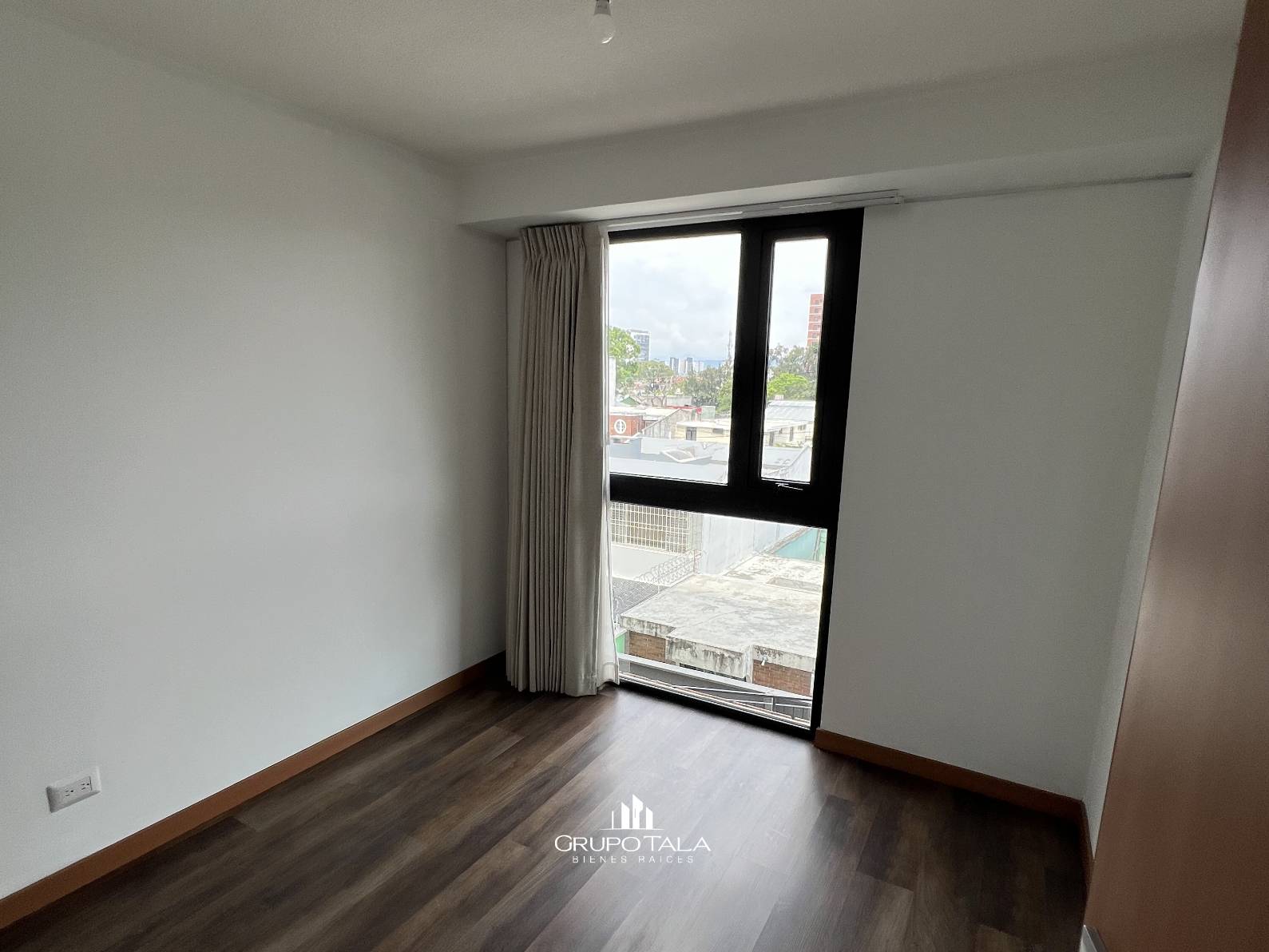 Apartamento en venta en zona 11, Edificio Vidalta - Miniatura 11