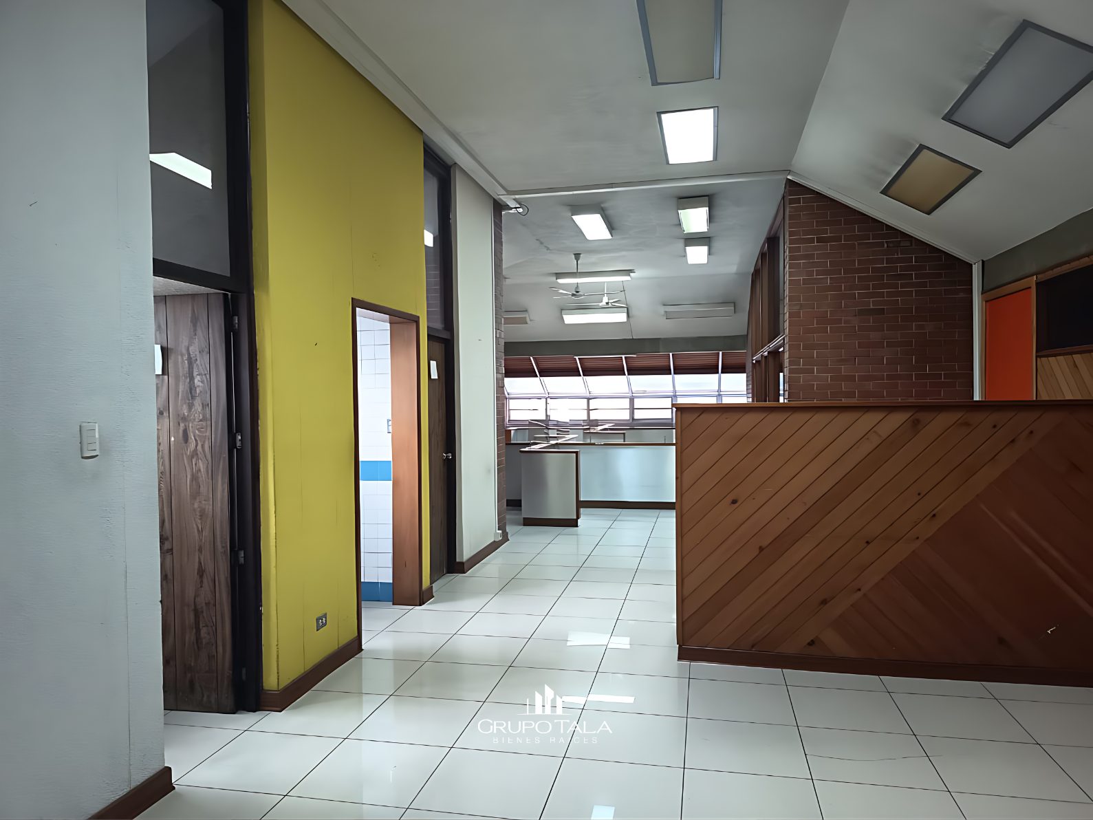 Oficinas en renta en zona 9 - Miniatura 6