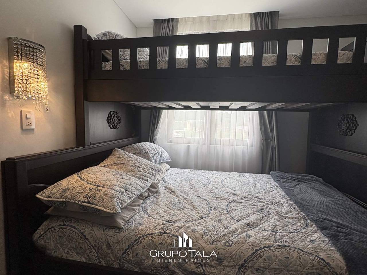 Apartamento amueblado en renta zona 16 Lirios de Cayala III - Image 3