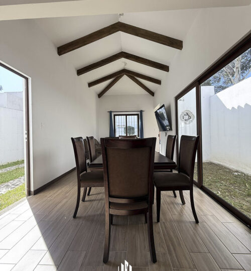Casa en renta Santa Delfina, Antigua Guatemala USD$. 1,700.00