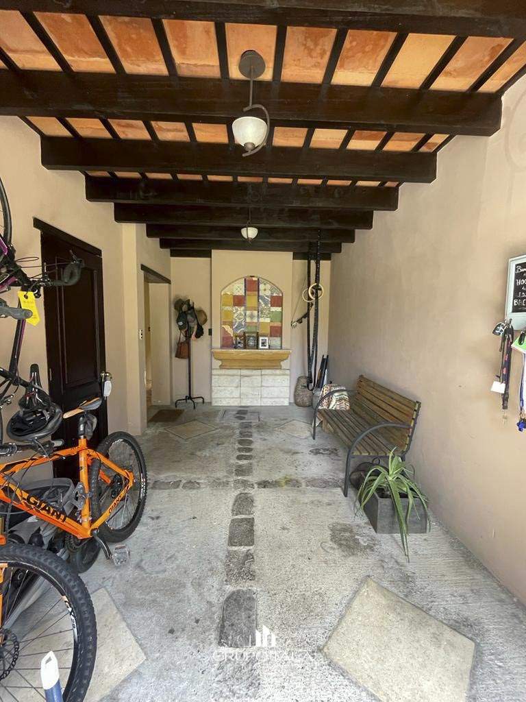 Casa en venta Antigua Gardens, San Juan Alotenango, Sacatepéquez - Image 2