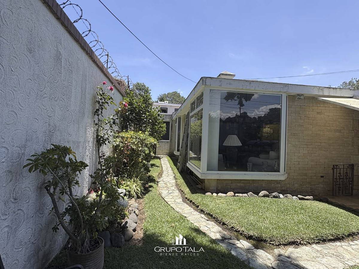 Casa en venta Carretera a El Salvador Arrazola II - Image 5