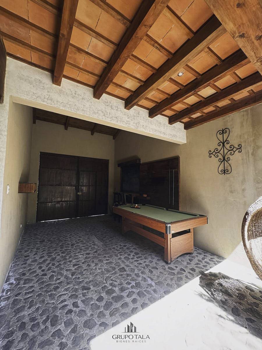 Casa en venta Cortijo de Las Flores - Image 5