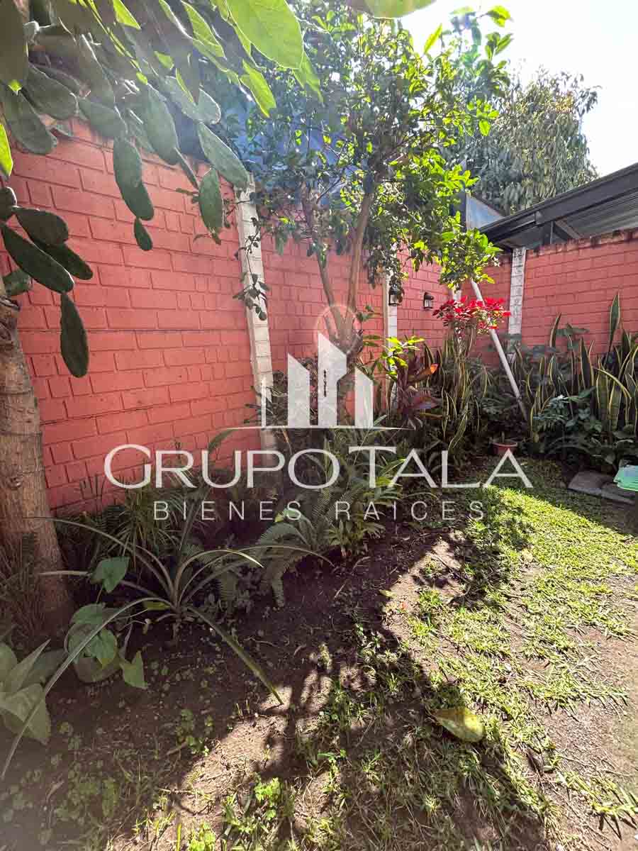 Casa en venta Fuentes del Valle II - Image 2