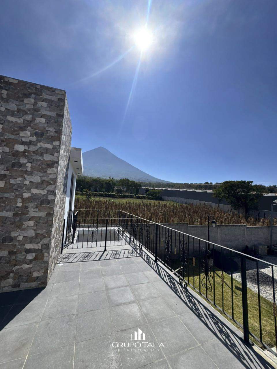 Casa en venta Hacienda San Juan, Antigua Guatemala - Image 3