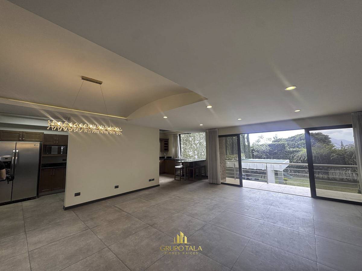 Casa en venta zona 13, Colonia Elgin 2 - Image 4
