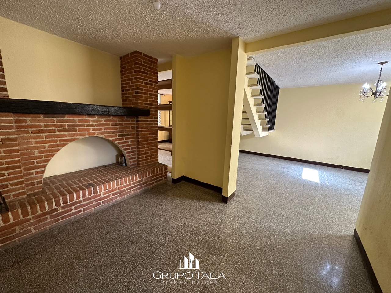 Casa en venta, zona 16 - Miniatura 2