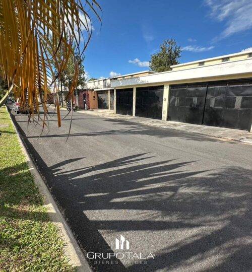 Casa en venta, zona 16