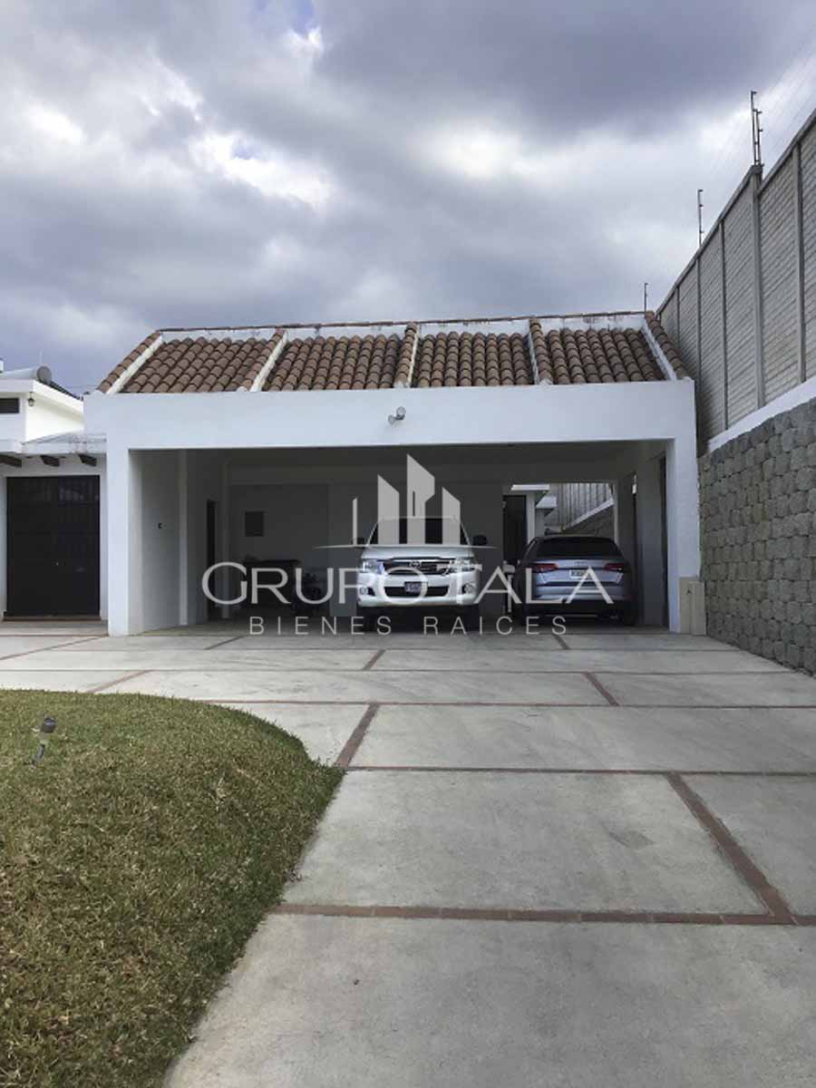 Casa en Venta Zona 16 Hacienda Real, $450, - Bienes Raices Grupo Tala  Guatemala