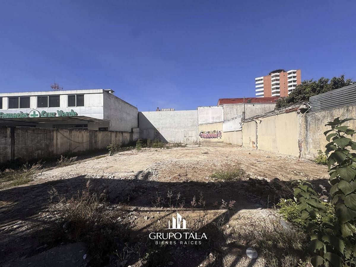 Terreno en Renta Boulevard Vista Hermosa zona 15 - Image 2