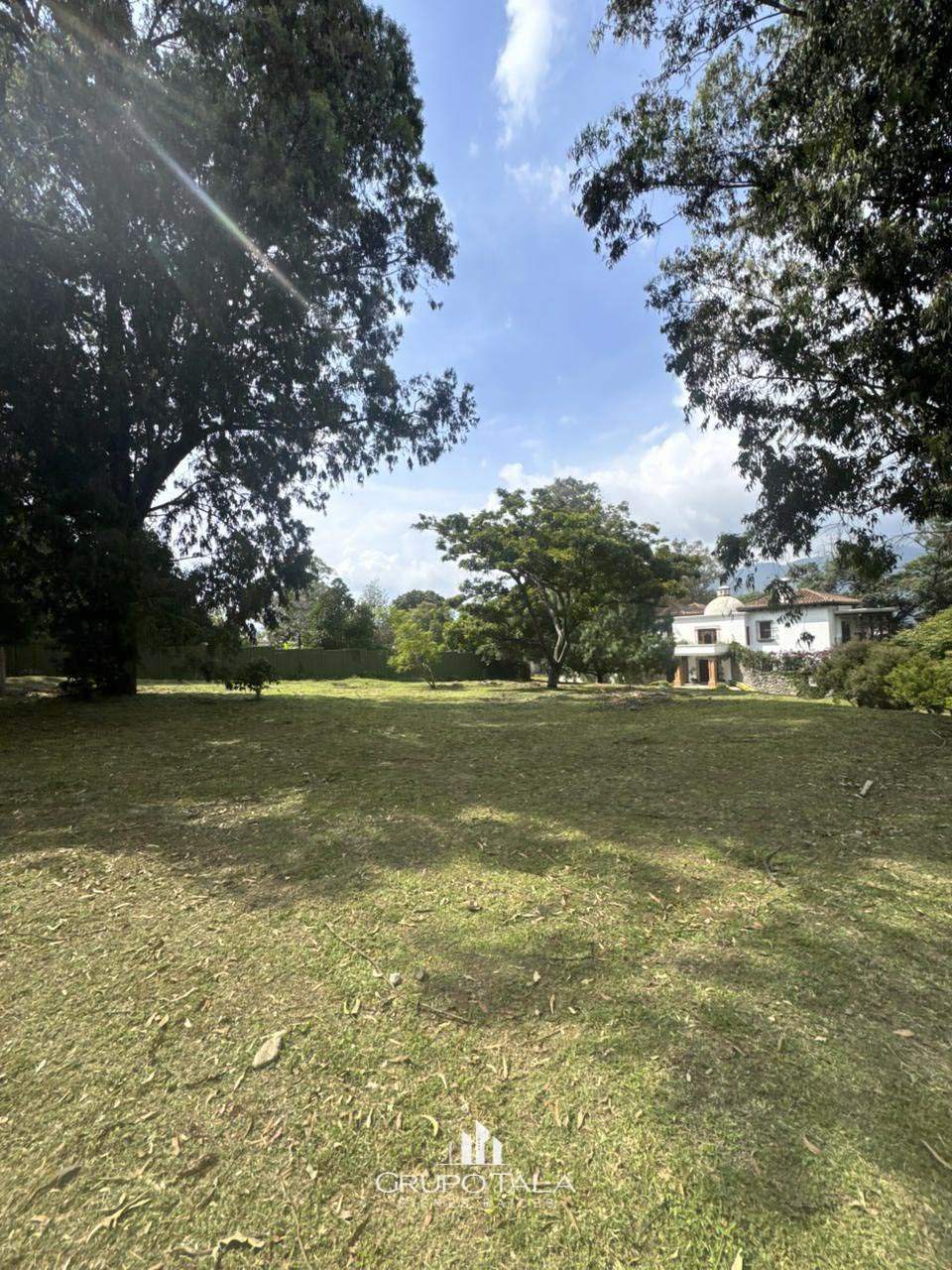Terreno en Venta en Santa Delfina Antigua Guatemala - Miniatura 8
